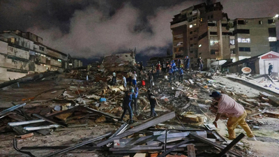Strong aftershock rocks Caracas as Venezuela battles earthquake aftermath
