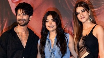 Mumbai, Jun 03 (ANI): Bollywood actors Shahid Kapoor, Kriti Sanon, Rashmika Mandanna pose during the trailer launch of their upcoming film Cocktail 2, in Mumbai on Tuesday. (ANI Photo) (Girish srivastav ) Mumbai, Jun 03 (ANI): Bollywood actors Shahid Kapoor, Kriti Sanon, Rashmika Mandanna pose during the trailer launch of their upcoming film Cocktail 2, in Mumbai on Tuesday. (ANI Photo) (Girish srivastav )