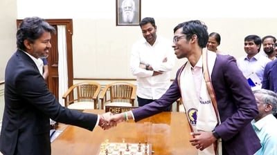 Tamil Nadu Chief Minister Vijay felicitates Grandmaster R Praggnanandhaa for winning the Norway Chess title, in Chennai. (TNDIPR/ANI Video Grab) (TNDIPR) Tamil Nadu Chief Minister Vijay felicitates Grandmaster R Praggnanandhaa for winning the Norway Chess title, in Chennai. (TNDIPR/ANI Video Grab) (TNDIPR)