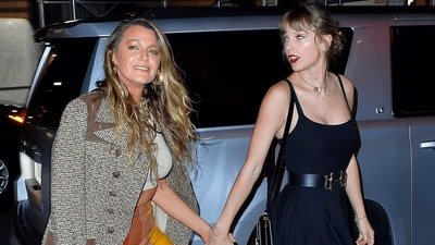Taylor Swift and Blake Lively spotted during a night out, (Backgrid) Taylor Swift and Blake Lively spotted during a night out, (Backgrid)
