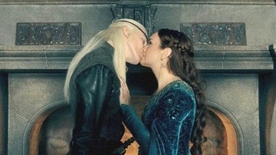 House of the Dragon S3 shocks fans as Aemond kisses Alicent. (HBO MAX)