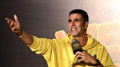Akshay Kumar attends the promotion of his action-comedy film Welcome to the Jungle in Mumbai on June 23.
(Photo by Sujit JAISWAL / AFP) Akshay Kumar attends the promotion of his action-comedy film Welcome to the Jungle in Mumbai on June 23.
(Photo by Sujit JAISWAL / AFP)