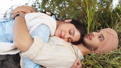 Main Vaapas Aaunga box office collection day 2: Sharvari and Vedang Raina received praise for their performances. Main Vaapas Aaunga box office collection day 2: Sharvari and Vedang Raina received praise for their performances.