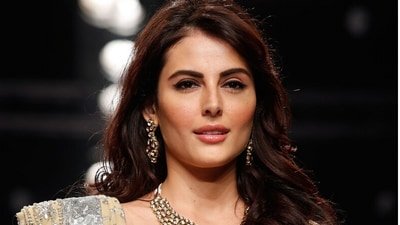 Mandana Karimi has responded to criticism for staying quiet on Iran for a while.