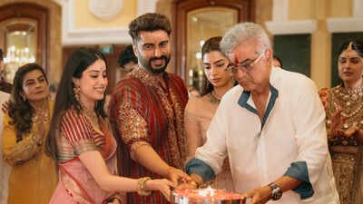 Anshula Kapoor shares inside photos from her wedding festivities as Boney Kapoor, Arjun Kapoor and Janhvi Kapoor perform aarti at mata ki chowki