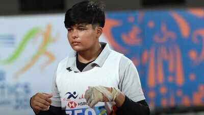 Farmer's daughter Anushka Yadav scripts history in athletics, becomes India's youngest national record holder