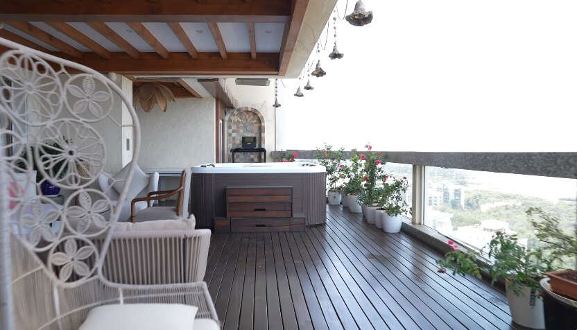 Balcony_cd7837.