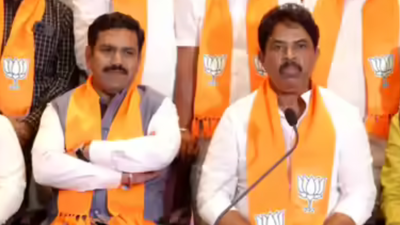 BJP summons top Karnataka netas over cross-voting