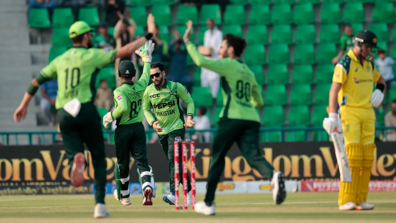 Pakistan vs Australia 3rd ODI - Team overview, head-to-head, & live streaming details