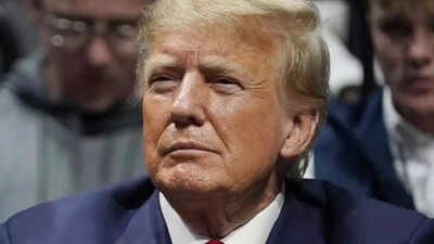 Donald Trump makes 'Apple announcement' for Intel; says: Stupid Presidents took ...