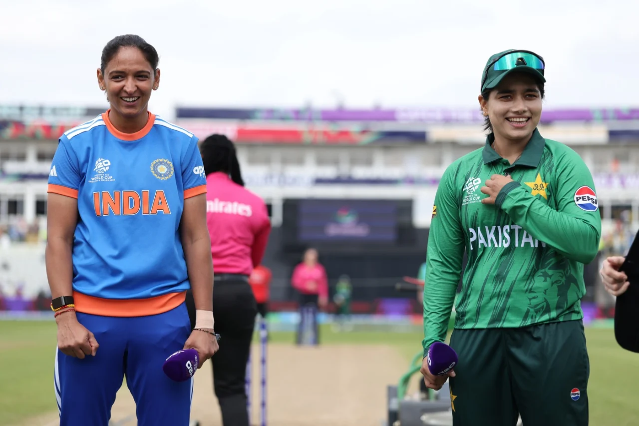 Pakistan W vs India W: Captains continue the no-handshake policy as India win the toss