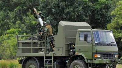 Garudastra’s special features are its high rate of fire, multiple rounds simultaneous impact and precision engagement of the guided munition using GPS and laser guidance Garudastra, India’s heaviest 120-mm vehicle-mounted mortar system, successfully tested
