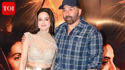 Sunny Deol and Ameesha Patel REUNITE to mark 25 Years of 'Gadar: Ek Prem Katha'; director Anil Sharma teases 'Gadar 3' will be a 'nuclear bomb'