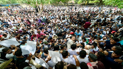 'Dharmendra Pradhan must go': Cockroach Janta Party gather at Jantar Manatar - top developments