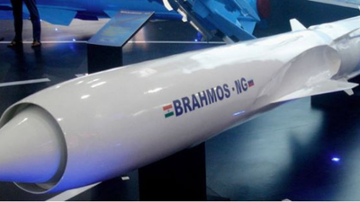 India, Russia jointly developing small, hypersonic BrahMos variants India, Russia jointly developing small, hypersonic BrahMos variants: Russian envoy; work on BrahMos-NG, very long-range variant on, will cut cost: BrahMoS Aerospace chief