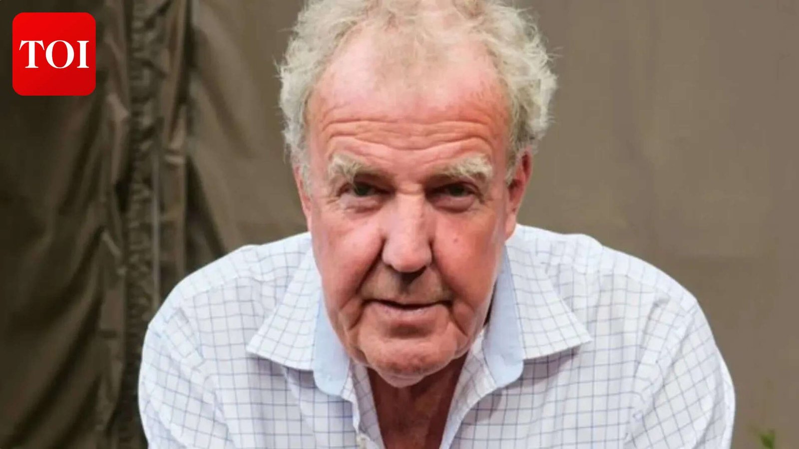 Jeremy Clarkson dropped the bombshell news during an unrelated conversation about the farm's harvest. "I've got cancer,"<br>