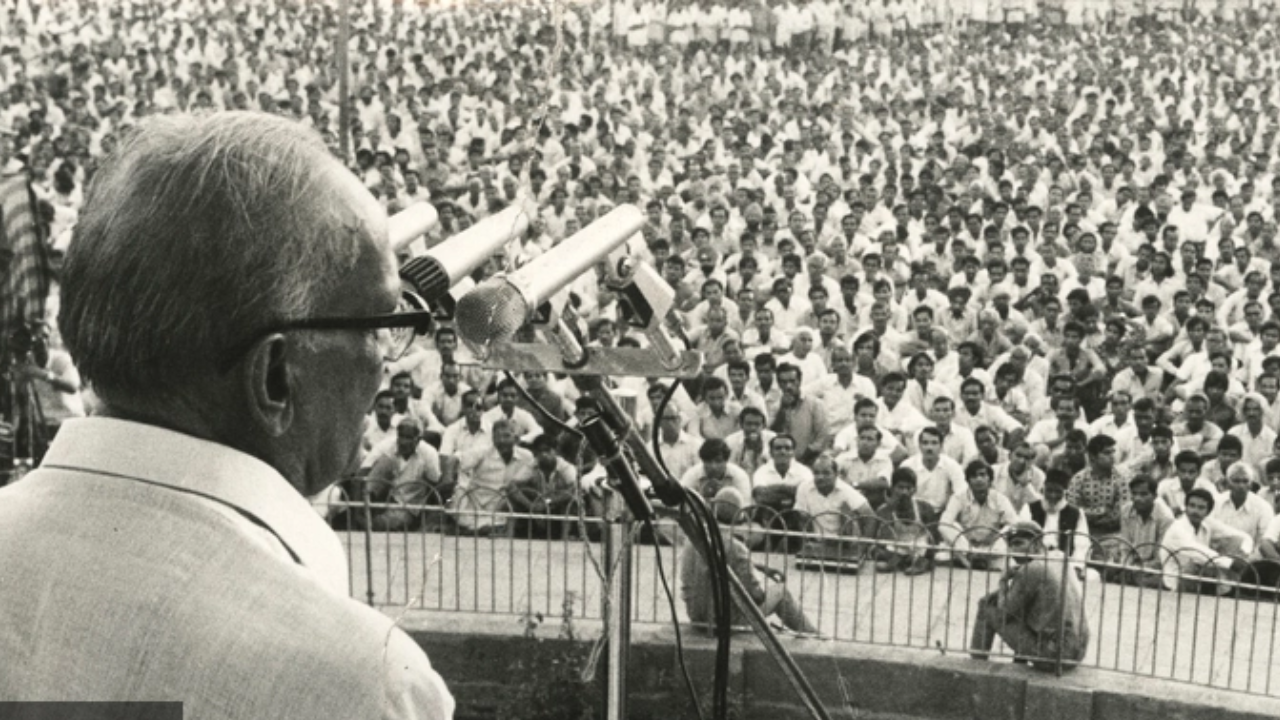 JP Narayan at Patna rally