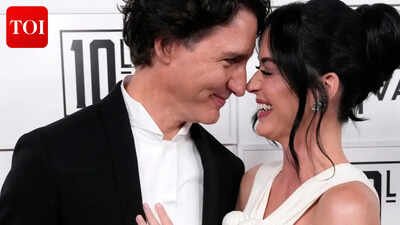 Katy Perry and Justin Trudeau make their red carpet debut at 'Katy Perry: The Lifetimes Tour - Live from Paris' premiere at Tribeca Festival - WATCH