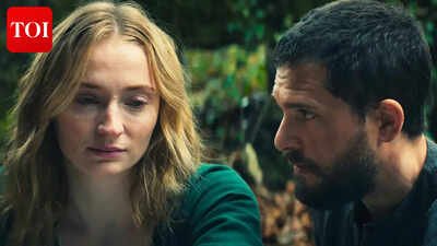 Kit Harington on filming intimate scenes with Sophie Turner after playing siblings on 'Game Of Thrones': 'It was GROSS but...'