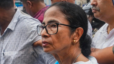 Bengal cops start probe into TMC's bank accounts Bengal cops start probe into TMC's bank accounts
