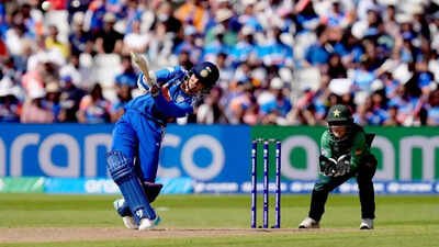 Photo/Agencies Smriti Mandhana scripts history vs Pakistan, joins Harmanpreet Kaur and Mithali Raj to become ...