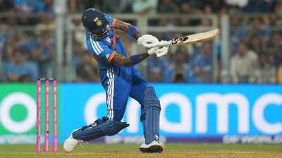 Hardik Pandya 'He's shown glimpses': India coach names Hardik Pandya's 'natural successor'