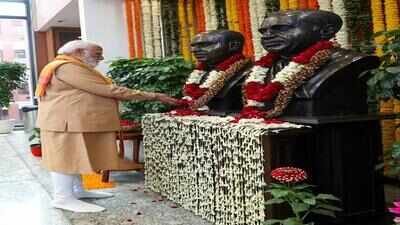 PM Modi pays homage to Syama Prasad Mookerjee Syama Prasad at the centre of Bengal's new political story: BJP's cultural reset