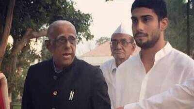 Prateik Smita Patil remembers grandfather on Father’s Day, makes no mention of Raj Babbar (Image credits: Instagram) Prateik Smita Patil remembers grandfather on Father’s Day, makes no mention of Raj Babbar: 'I am forever indebted for your love'