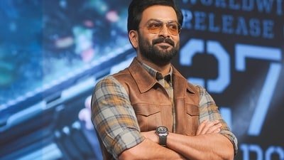 Prithviraj Sukumaran will soon headline Rahul Sadasivan's Odiyan. Prithviraj Sukumaran will soon headline Rahul Sadasivan's Odiyan.
