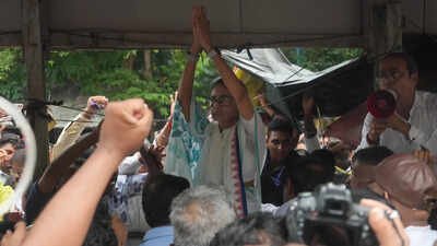 Trinamool headquarter property owner goes to cops, wants party out