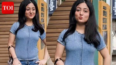 Ranbir Kapoor’s niece Samara Sahni steals the spotlight; woos paparazzi with pout-perfect pose and cute antics - WATCH