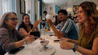 Sara Ali Khan and Sharmila Tagore join Pakistani actor Kubra Khan’s birthday celebration in London; video goes viral (Image credits: Instagram) Sara Ali Khan and Sharmila Tagore join Pakistani actor Kubra Khan’s birthday celebration in London; video goes viral