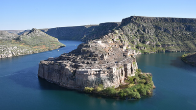 pc: wikipedia Scientists decipher ancient origins of the Euphrates River and uncover how it first formed
