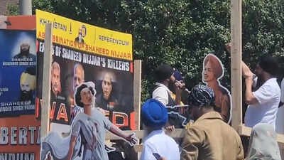 The tableau on display at Brampton parade Watch: Khalistanis flags, Indira Gandhi assassination tableau on display at Sikh parade in Canada