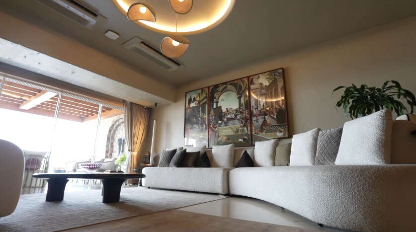 Sitting-area.