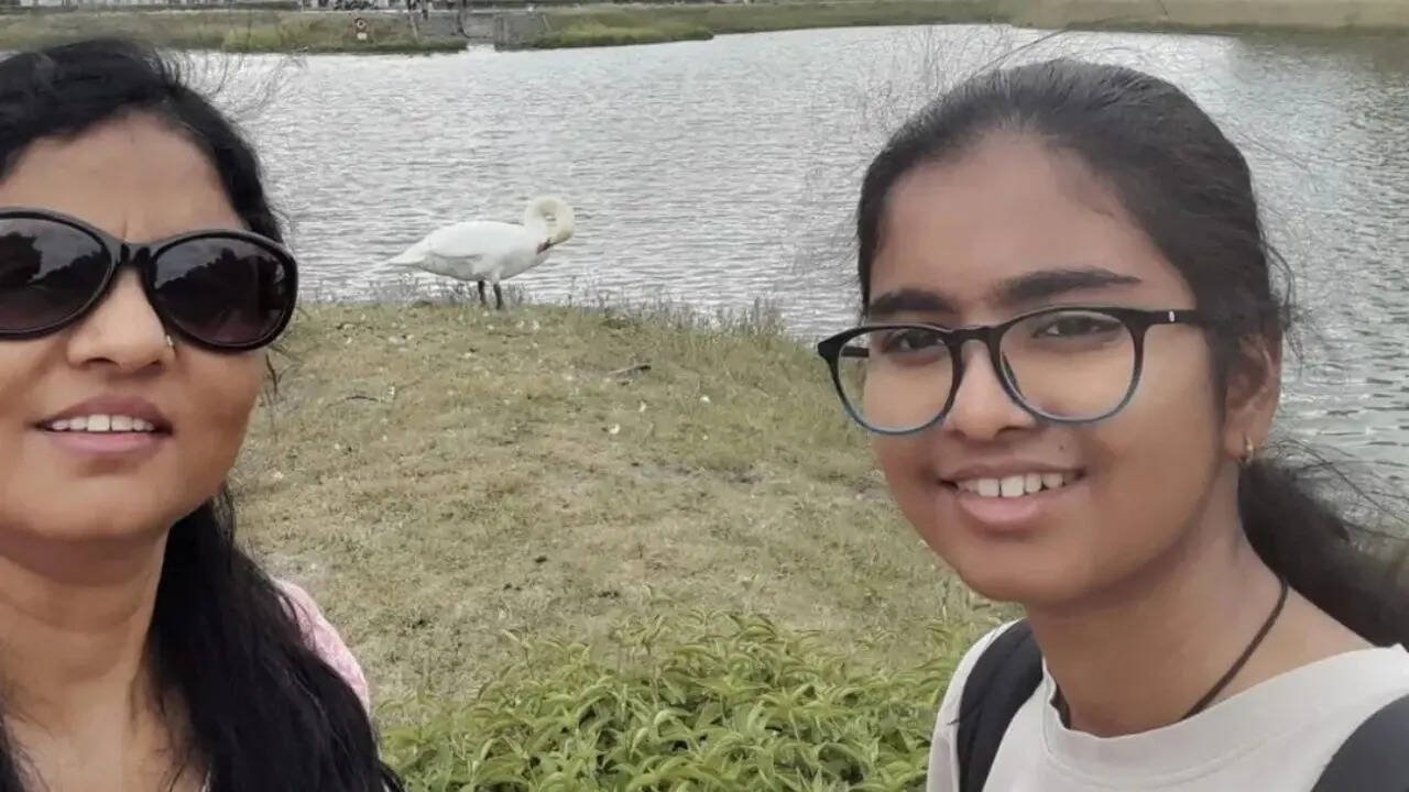 Subhi Gupta with her mother Urmila (Special Arrangements)