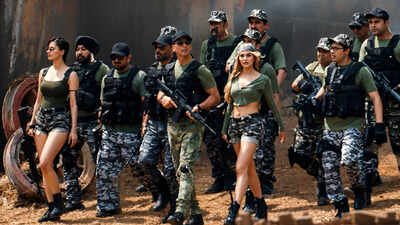 'Welcome to the Jungle' box office collection day 2: Akshay Kumar and Suniel Shetty starrer storms past Rs 57 crore globally