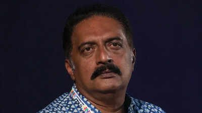 When Prakash Raj mocked ‘Dhurandhar 2’ and took swipe at Allu Arjun, Mahesh Babu and Jr NTR: 'I am far from Dhurandhar, are you too?' When Prakash Raj mocked ‘Dhurandhar 2’ and took swipe at Allu Arjun, Mahesh Babu and Jr NTR: 'I am far from Dhurandhar, are you too?'
