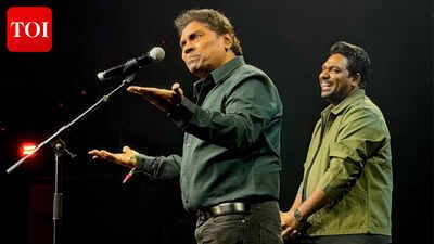 'We all walk the path he paved': Zakir Khan bows to Johnny Lever as comedy legend makes surprise onstage appearance at Mumbai 'Papa Yaar' show