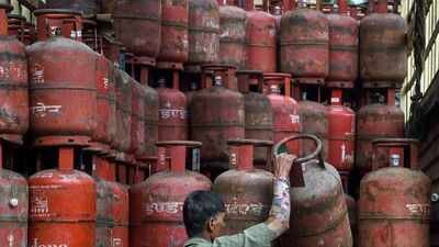 Commercial LPG prices cut by Rs 183.50; Delhi rate drops to Rs 2,930