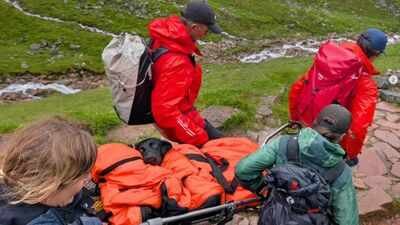 A Labrador began swaying and could no longer walk on Britain’s highest mountain; rescuers later discovered what she had eaten. (Picture credit- Lochaber Mountain Rescure Team) A Labrador began swaying and could no longer walk on Britain’s highest mountain; rescuers later discovered what she had eaten