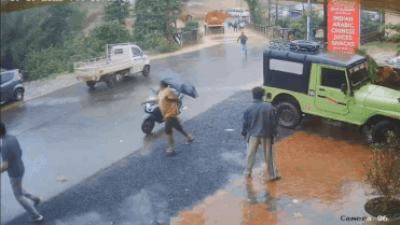 CCTV captures terrifying moments of Wayanad landslide Seconds before disaster: CCTV shows Wayanad landslide sweeping away fuel tanker; 2 dead, 7 missing
