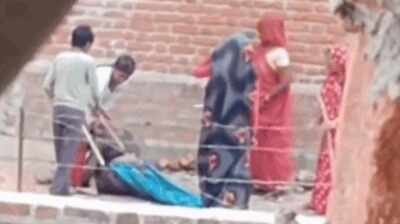 Woman thrashed with sticks in front of police, dies; kin allege cops made her wait at thana