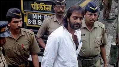 Prosecutor Ujjwal Nikam recalled Sanjay Dutt trembling with fear after being sentenced in the arms case, opposing leniency despite his top lawyers. Nikam clarified Dutt wasn't a terrorist but regretted he could've helped prevent the 1993 blasts. Despite their courtroom battle, the two now share a cordial relationship. ‘He kept saying I didn't do anything wrong': Ujjwal Nikam recalls Sanjay Dutt's reaction to verdict