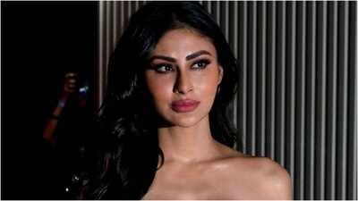 Mouni Roy sparked debate after a viral video showed her asking paparazzi to stop filming her post-dinner with Anusha Dandekar. She later posted "Don't pap me ever," then deleted it, though screenshots spread online. Fans remain divided. Mouni was last seen in 'Ab Hoga Hisaab' and will next appear in 'The Wives'. 'Don't pap me ever': Mouni Roy reacts after clash with paparazzi, deletes statement