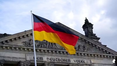 The German flag 'Risk of attacks...': Why Germany raised its security alert to 'high threat level'