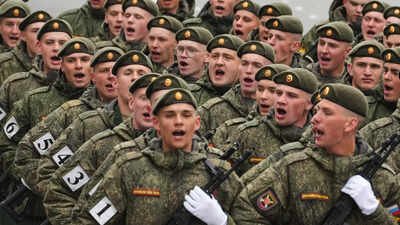 . Thrown into battle in two weeks': Russia plans 500,000-strong mobilisation, Ukraine claims