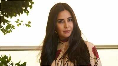 Katrina Kaif faces backlash from fans over her silence on CJP protests, with fan page 'katholic_fans' shutting down, calling her out for lacking "the spine to speak for Indians." While some fans defended her right to choose, celebs like Shabana Azmi, Preity Zinta, and Sonu Sood have voiced support. Katrina Kaif faces backlash over silence on CJP protests as fan page with 70K followers shuts down