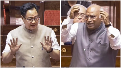 Akhilesh Yadav Demands PM Modi's Statement On 'Lathi Charge'; As Govt Offers Discussion On NEET Leak Akhilesh Yadav Demands PM Modi's Statement On 'Lathi Charge'; As Govt Offers Discussion On NEET Leak