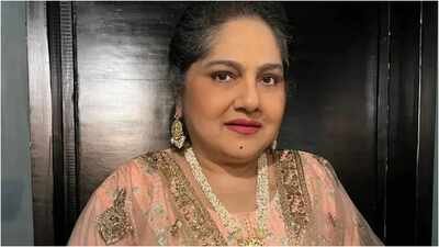 Shagufta Ali opens up about hiding her stage 3 breast cancer diagnosis, fearing it would end her career. She sold her jewellery and car to survive, questioning why people scrutinized her spending. All her savings went toward medical bills. She has since stepped away from an upcoming TV show due to health issues. Shagufta Ali recalls hiding cancer diagnosis out of fear, reveals her savings ran out